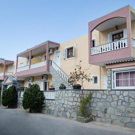 Ferienwohnung Roumeliotis House Karpathos Exterior foto