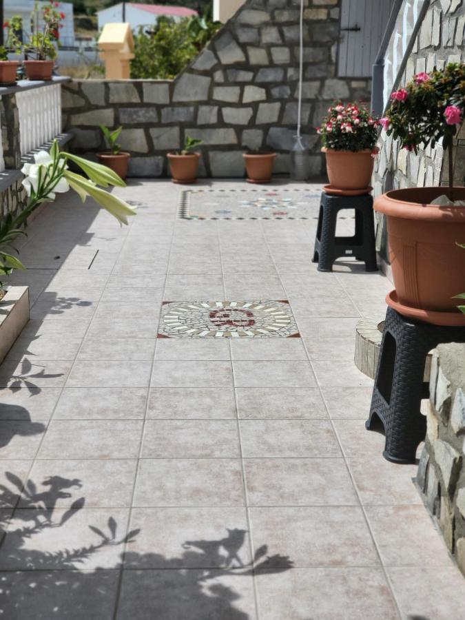 Ferienwohnung Roumeliotis House Karpathos Exterior foto