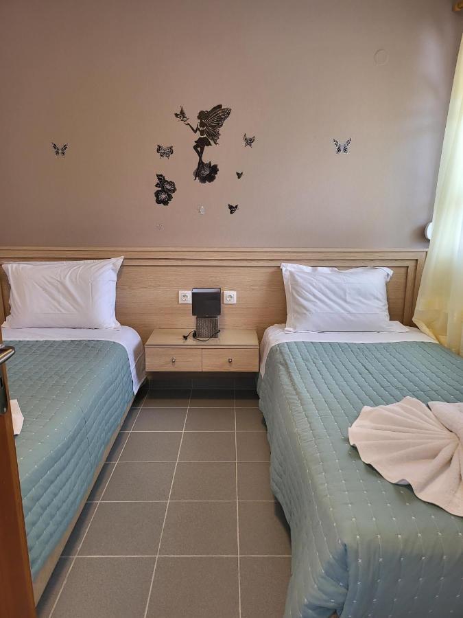 Ferienwohnung Roumeliotis House Karpathos Exterior foto