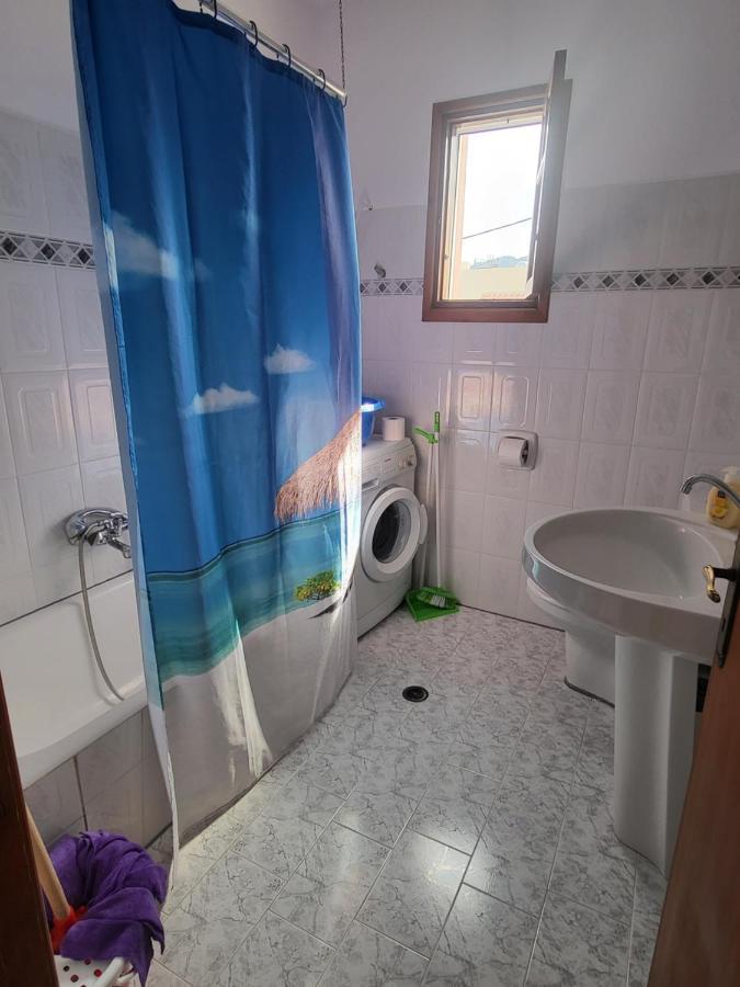 Ferienwohnung Roumeliotis House Karpathos Exterior foto