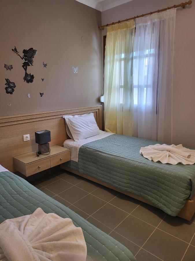 Ferienwohnung Roumeliotis House Karpathos Exterior foto