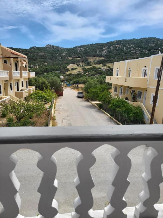 Ferienwohnung Roumeliotis House Karpathos Exterior foto