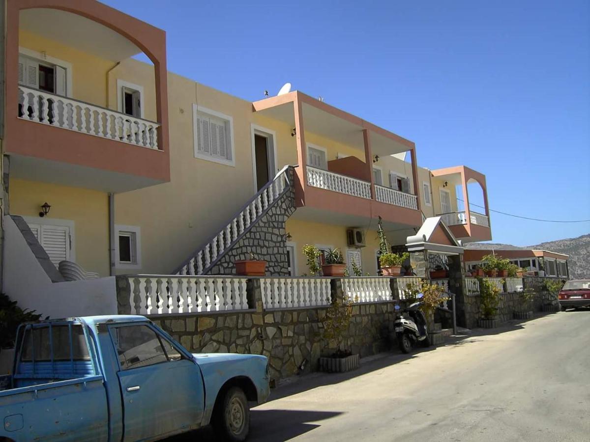 Ferienwohnung Roumeliotis House Karpathos Exterior foto